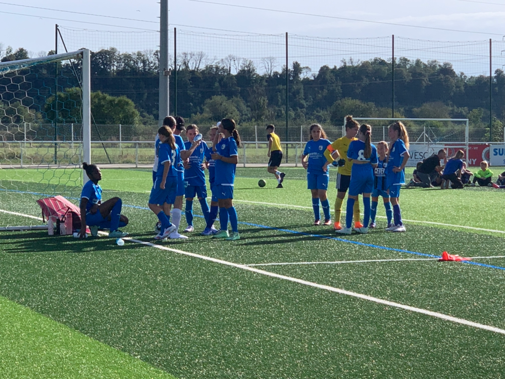 FCGB U13F contre Saint-Vit : Un Match Électrisant en Football Féminin